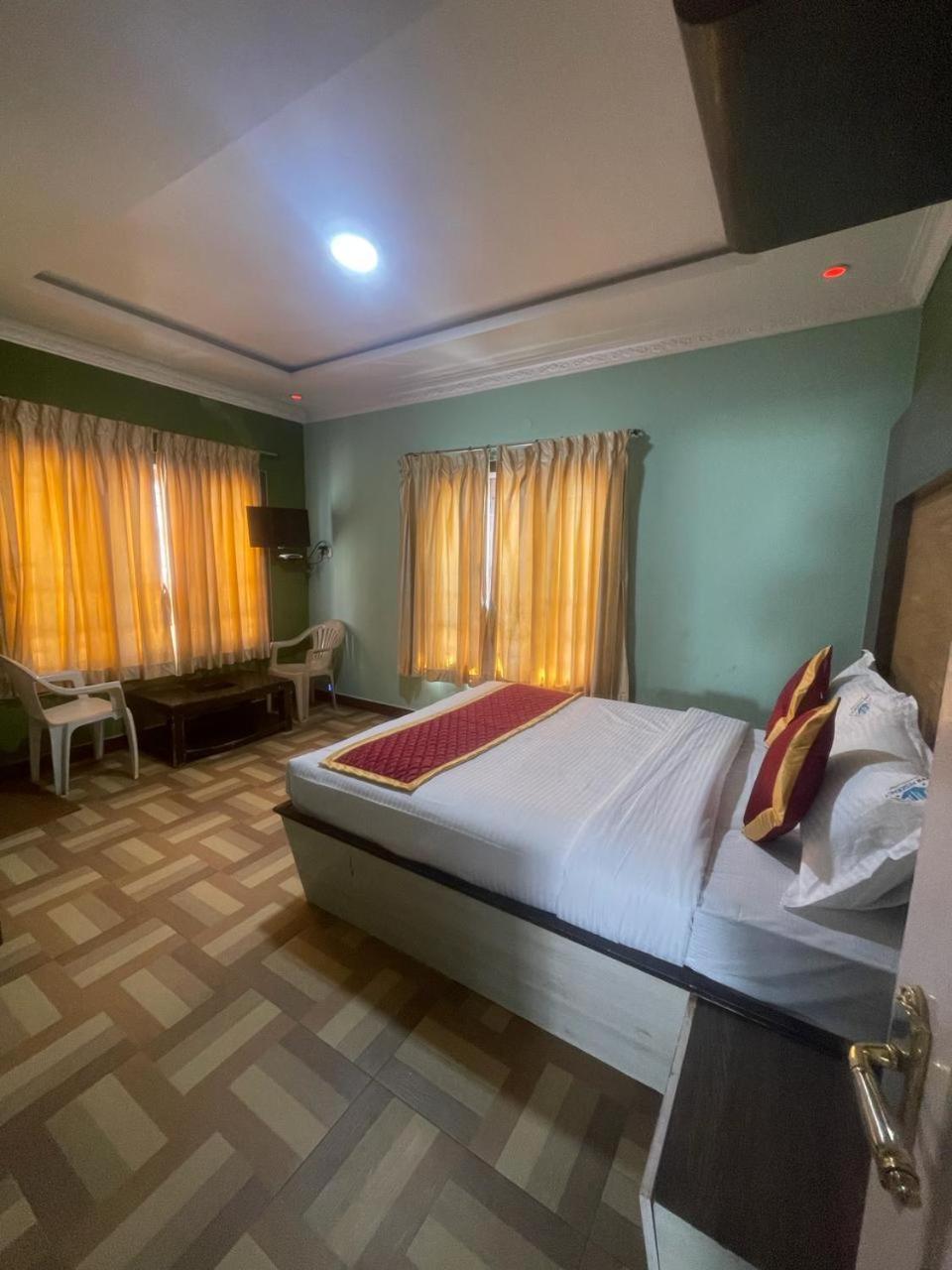 Ooty Vpr Residency Hotel Exterior foto